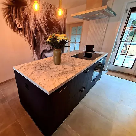 Dom wakacyjny Bertha Cozy House 350m From The *