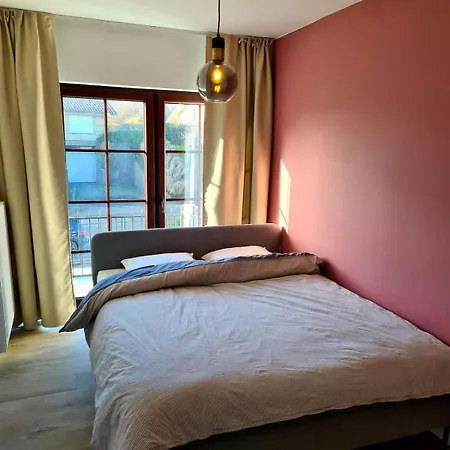 Bertha Cozy House 350m From The Dom wakacyjny